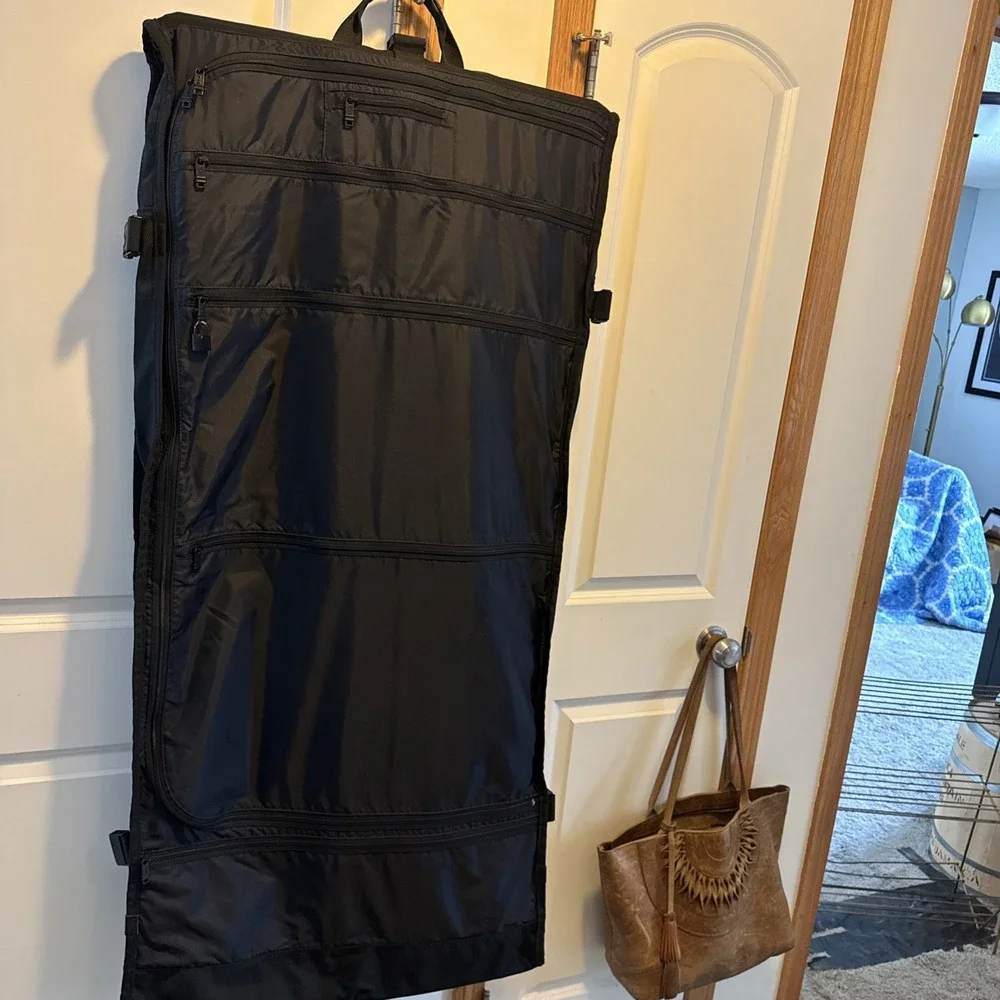 TUMI Black Ballistic Nylon Garment Bag Suiter Bi-Fold Carry-On Luggage